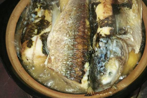 炸豆腐焖鱼的做法图解6