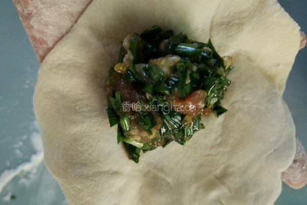 韭菜猪肉包的做法图解11
