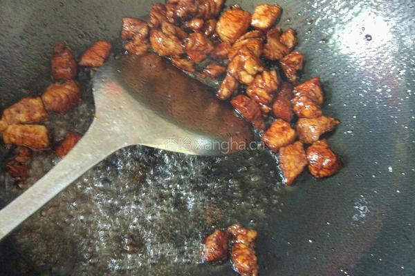 红烧肉炖土豆的做法图解4