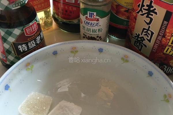 孜然迷迭香烤鹌鹑的做法图解3