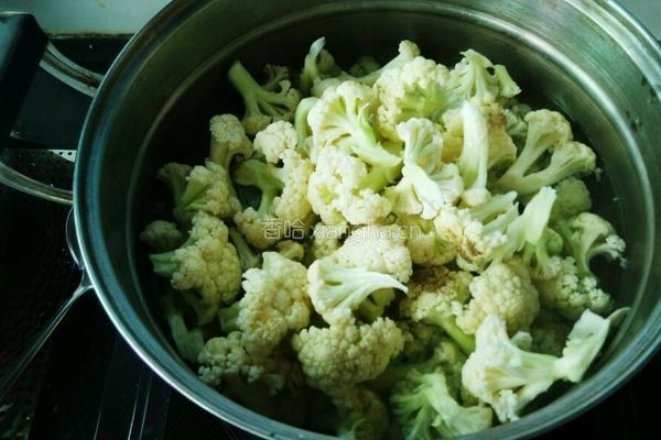 爆炒海米菜花的做法图解1