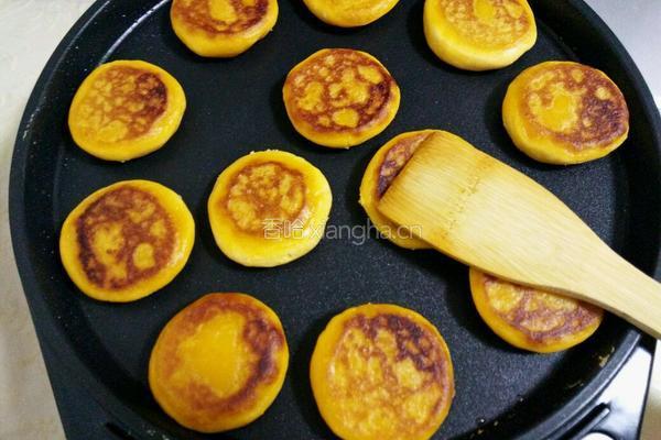 南瓜饼（电饼铛版）的做法图解13