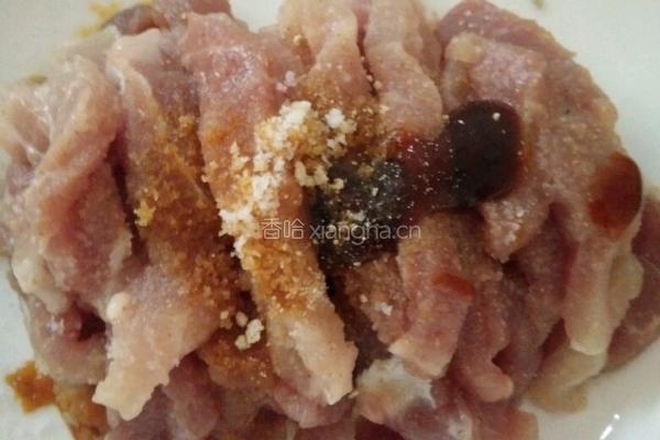 椒盐脊里肉的做法图解1