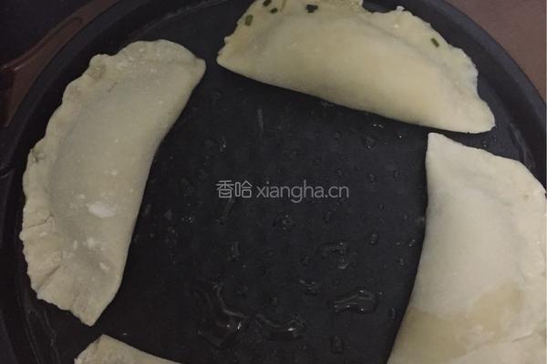 香酥韭菜盒子的做法图解8