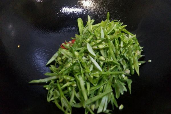 清炒扁豆的做法图解6