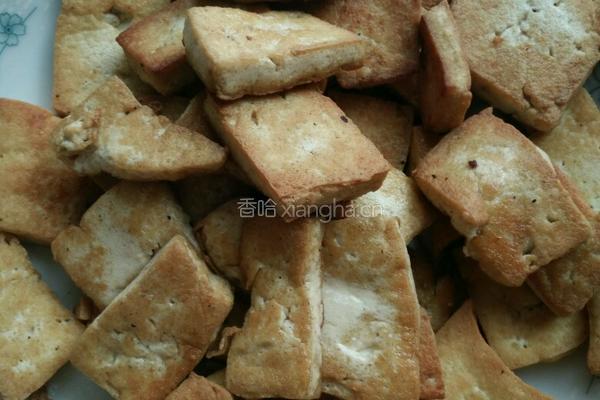 蒜苗爆豆腐的做法图解5