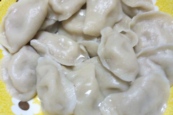 白菜猪肉水饺的做法图解9