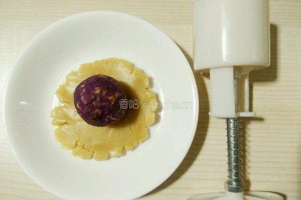 紫薯核桃豆沙馅月饼的做法图解8