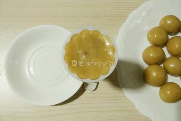 紫薯核桃豆沙馅月饼的做法图解10