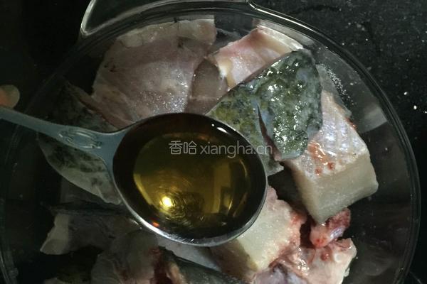 豆腐炖鱼的做法图解4