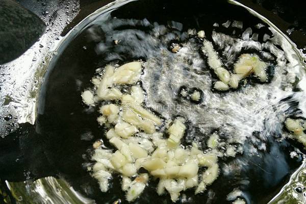 豆豉酱烧鲢鱼块的做法图解6