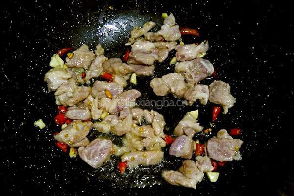 木耳炒肉片的做法图解6