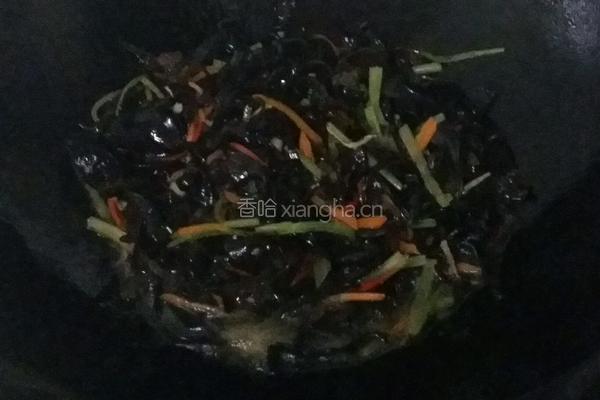 木耳炒肉丝的做法图解6