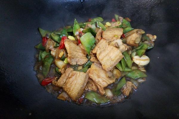 五花肉炒扁豆的做法图解14