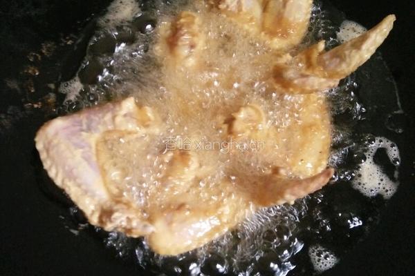 沙姜粉脆皮鸡翅的做法图解3
