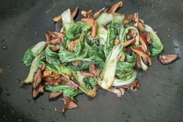 香菇小白菜的做法图解10