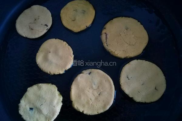 南瓜豆沙馅饼的做法图解10