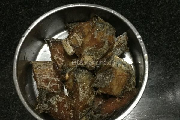 香煎带鱼的做法图解4