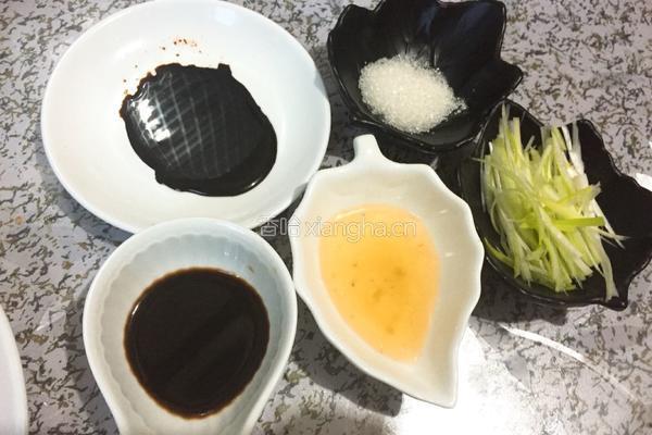 双丝拌海蜇的做法图解9