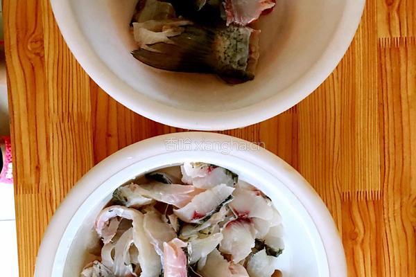 酸菜豆腐鱼的做法图解3