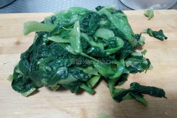 猪肉香菇小白菜馄饨的做法图解1