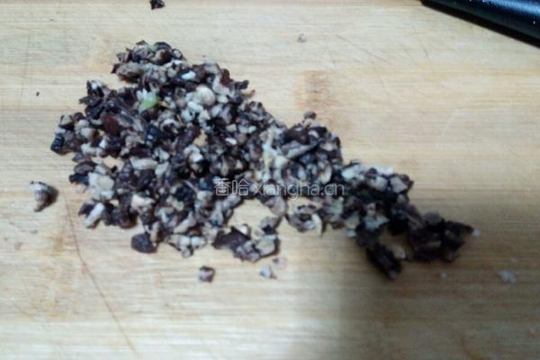 猪肉香菇小白菜馄饨的做法图解7