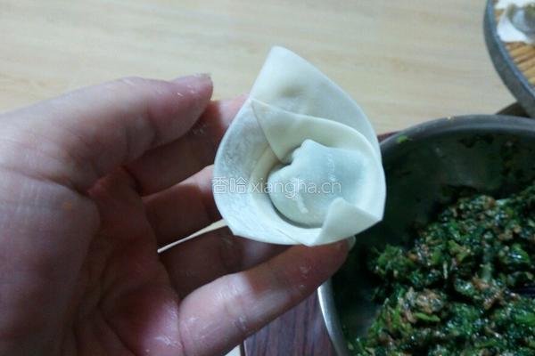 猪肉香菇小白菜馄饨的做法图解15