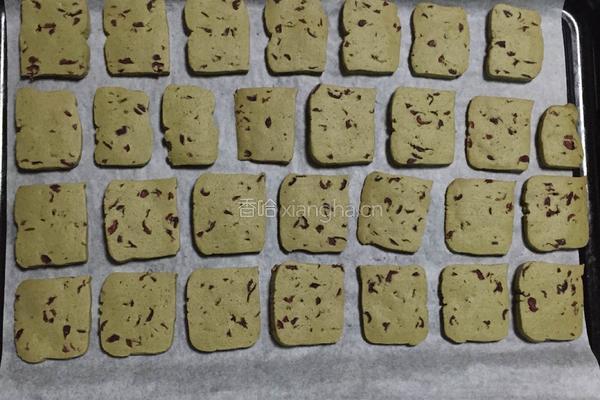 抹茶蔓越莓饼干的做法图解9
