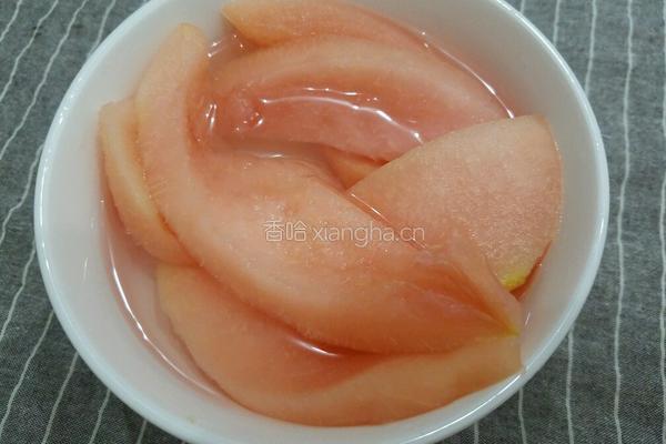 柚子皮炒火腿肠的做法图解3