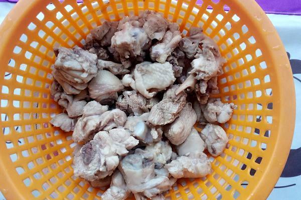 鸡腿炖粉丝的做法图解4