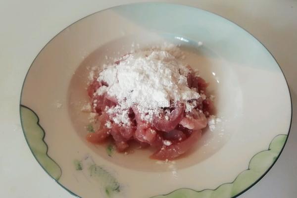 紫菜瘦肉蛋汤的做法图解2