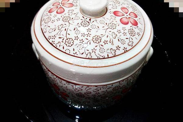 鹿茸花旗参炖乌鸡汤的做法图解6