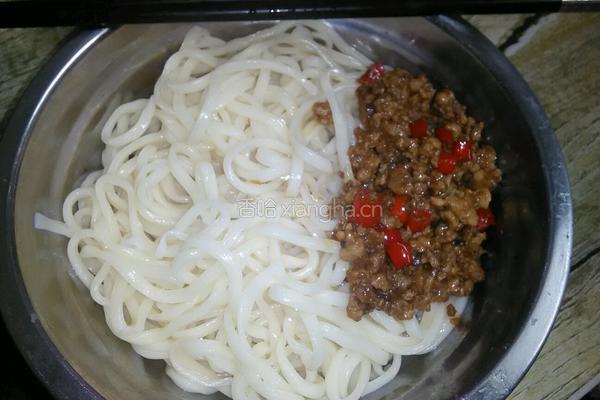 辣肉酱拌面的做法图解9