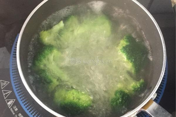 小兔子便当的做法图解2