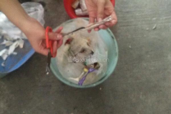 懒人版炸带鱼的做法图解2