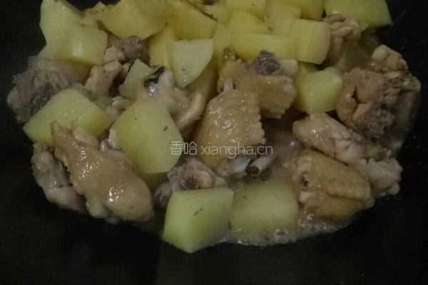 鸡翅焖土豆的做法图解9