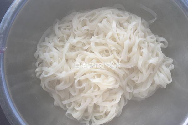 黄豆酱拌面的做法图解4