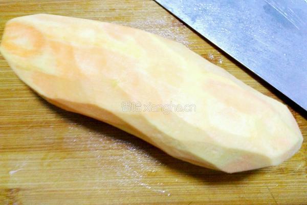 红薯粥的做法图解1
