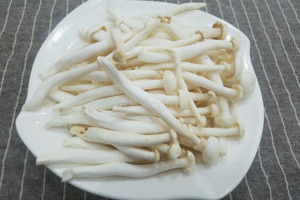 小蘑菇炒肉丝的做法图解2