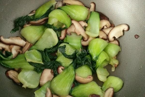 油菜炒香菇的做法图解5