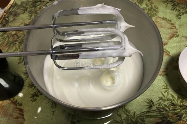 戚风蛋糕6寸的做法图解7