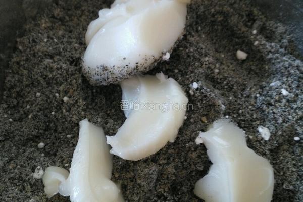 黑芝麻花生汤圆馅的做法图解4