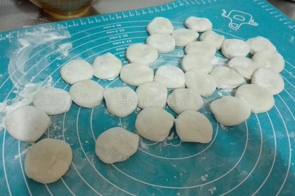 韭菜鸡蛋馅饺子的做法图解15