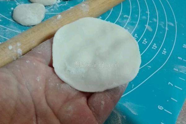 韭菜鸡蛋馅饺子的做法图解16