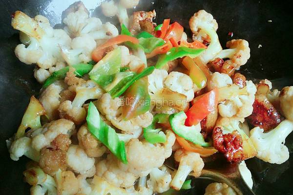家常肉烧花菜的做法图解9