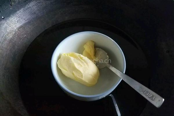 抹茶慕斯蛋糕的做法图解1