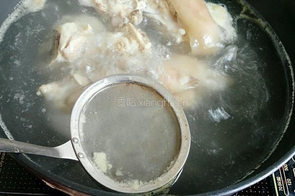 叉烧豚骨拉面的做法图解3