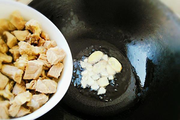 油焖牛肉小辣椒的做法图解6