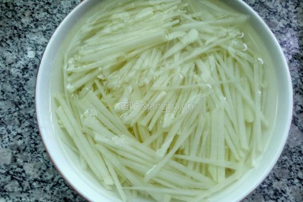 酱辣土豆丝的做法图解2