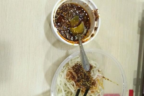 红油金针菇的做法图解3
